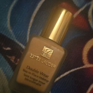 Estee Lauder Double Wear Stay-in-Place Makeup - Brown
